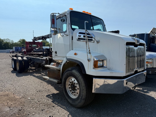 2014 Western Star 4700SB Cab & Chassis