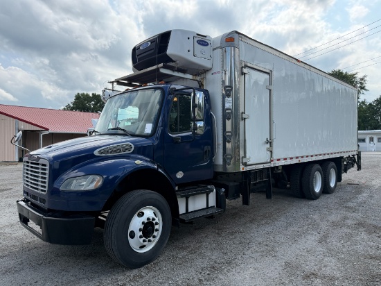 2016 Freightliner M2106 Reefer Truck