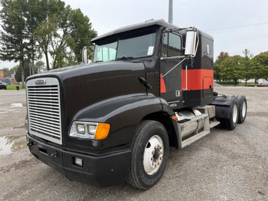 1999 Freightliner FLD112 Sleeper
