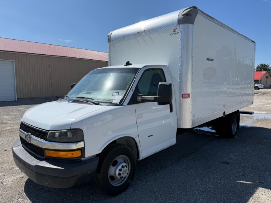 2020 Chevrolet Express Box Truck