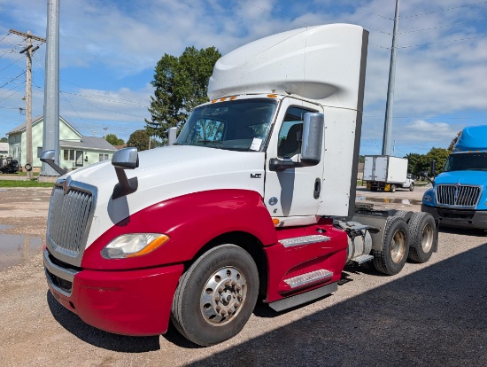 2018 International LT625 Day Cab