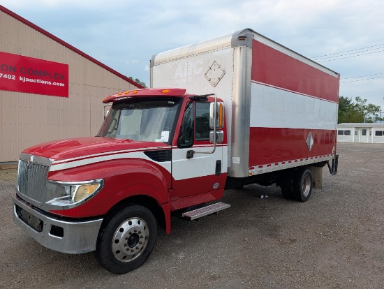 2016 International Terrastar Box Truck