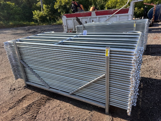 (27) 10' x 5' Livestock Corral Panels