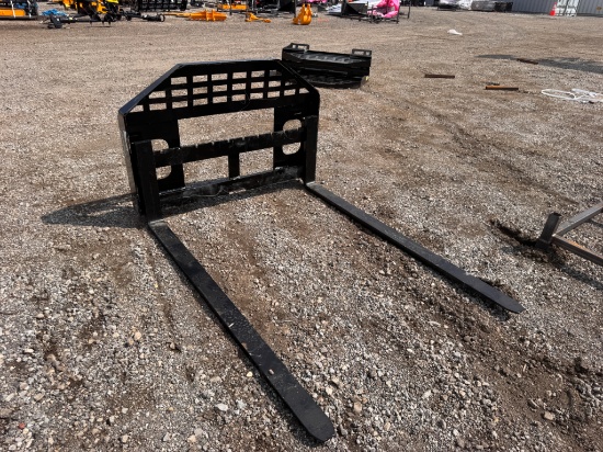 Future Skid Steer 60" Forks