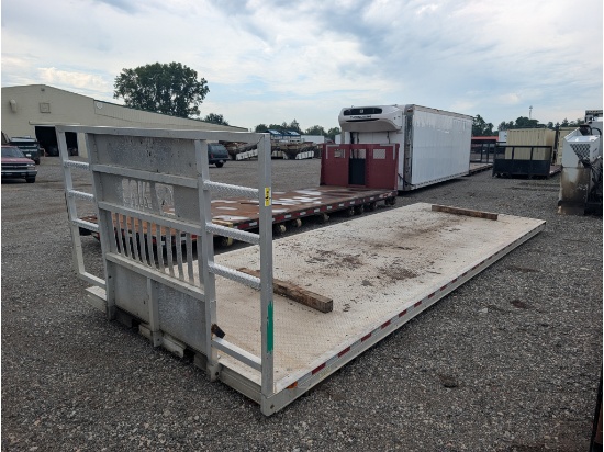 24'6" x 101" Aluminum Flatbed