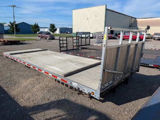 24'4" x 97" Aluminum Flatbed