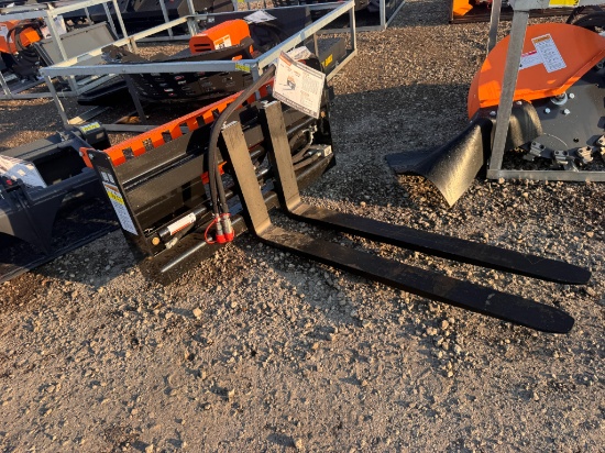 Wolverine Skid Steer 48" Forks w/ Hydraulic Positioning