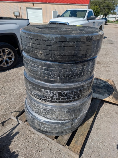 (5) 295/75R22.5 Semi Tires