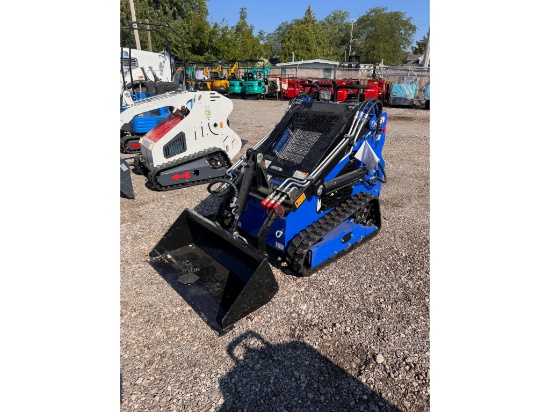 Bison Tek BT380 Mini Skid Steer