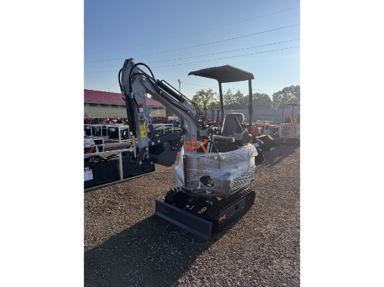 ATS-ME18 Mini Excavator w/ Mechanical Thumb