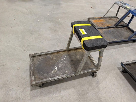 Rolling Mechanics Creeper Seat W/ Tray