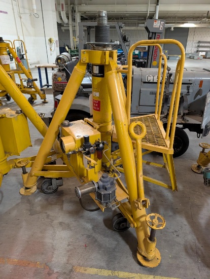 Columbus Hydraulic Wing Jack
