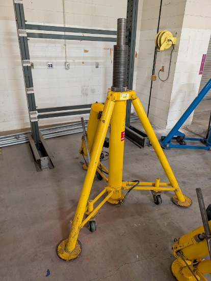 Columbus Hydraulic Aircraft Jack