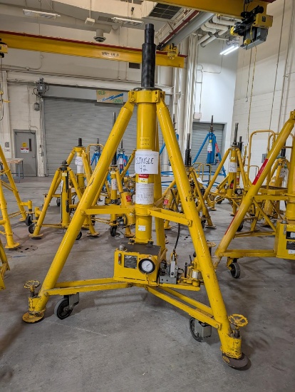 Columbus Hydraulic Aircraft Jack