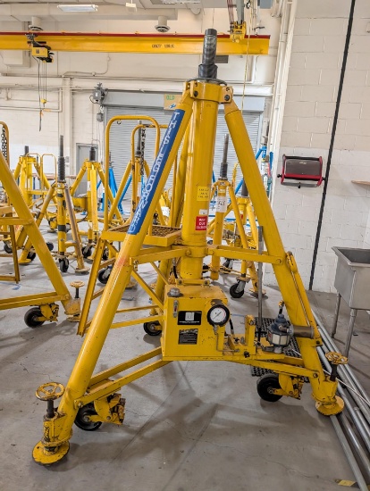 Columbus Hydraulic Aircraft Jack