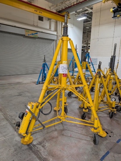 Columbus Hydraulic Aircraft Jack