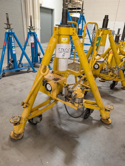 Columbus Hydraulic Aircraft Jack