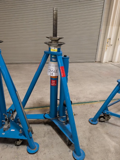 Tronair Hydraulic Aircraft Jack