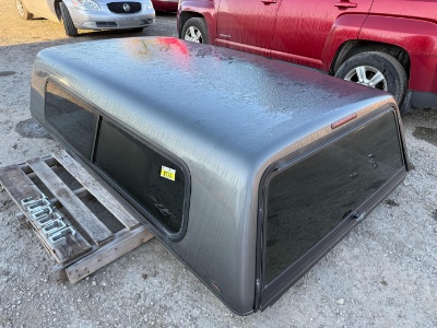 Cover Master 8' Camper Shell W/ Keys & Clamps