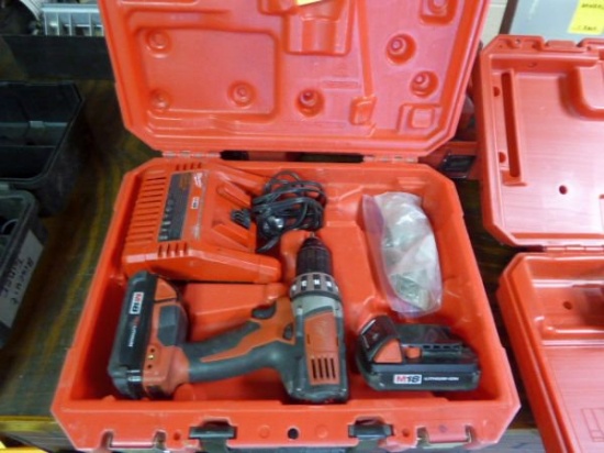 Milwaukee 18V Cordless 1/2" Drill w/(2) Batteries & Charger
