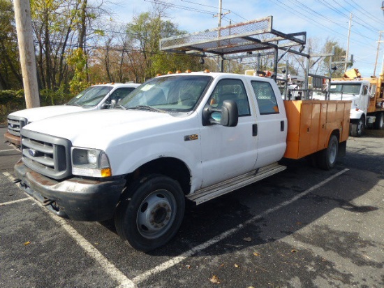 2002 Ford F-550XL Super Duty Crew Cab Utility Truck