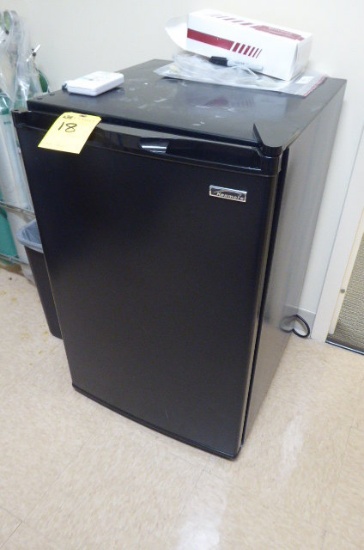 Kenmore 4.6 Cu. Ft. Refrigerator