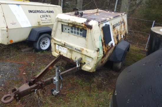 1996 Ingersoll Rand Tow-Behind Air Compressor