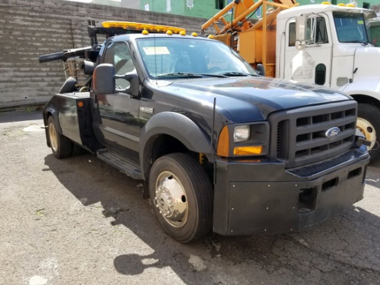 2007 Ford Wheel Lift Tow Truck