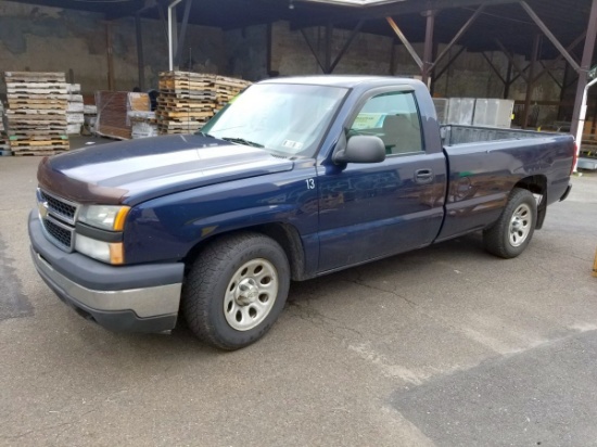 2007 Chevrolet Silverado Pick Up Truck