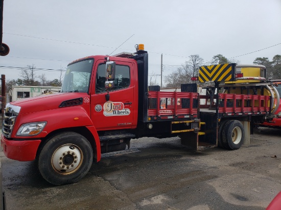 2011 Hino 268 Attenuator Truck