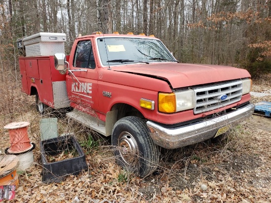 1990 Ford F-350 Utility Truck