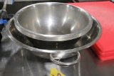 Stainless Steel Bowls & Colander