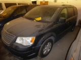 2008 Chrysler Town and Country Van, (7) Passengers, Vin: 2A8HR54P58R838726