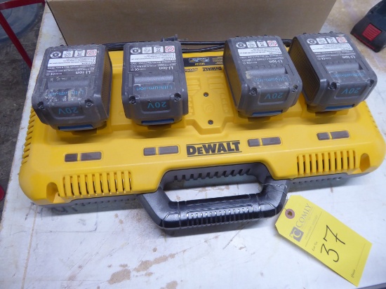 DeWalt Fast Charger, m/n DCB104 w/(4) Lithium-ion Batteries