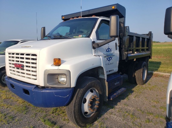 2008 GMC C7500 Single Axle Dump Truck, Regular Cab, Diesel, Automatic Transmission