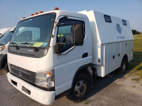 2010 Mitsubishi Fuso FE125 Enclosed Utility Truck w/Warner 10' Utility Body, Dual Rear Tires