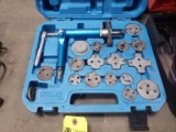 SIR Tools Pneumatic Brake Caliper Piston Compressor & Wind Back Kit, m/n ST902