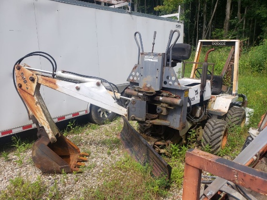 Bobcat T136 Trencher w/T-906 Bac Hoe Attachment, s/n 5046-M-12297  (Meter Reads 0,477 Hours)