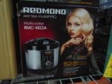 Redmond Multi Cooker, M/N: RMC-M13A
