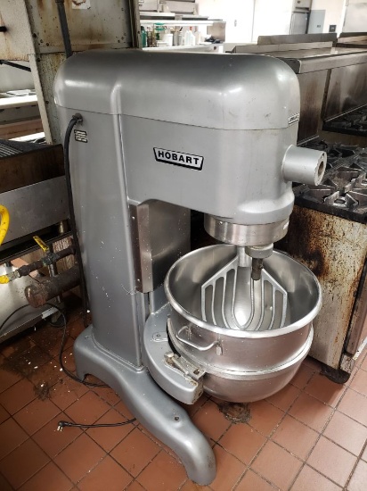 Hobart L-800 Mixer, 80-Quart w/Whip & Bowl