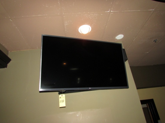 LG TV w/Wall Mount