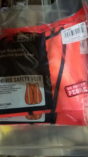 MCR High Visibility Reflective Safety Vests (15 Each)