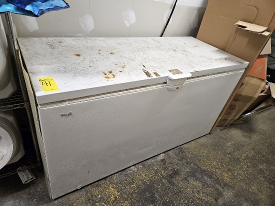 Whirlpool 60" Reach In Chest Freezer