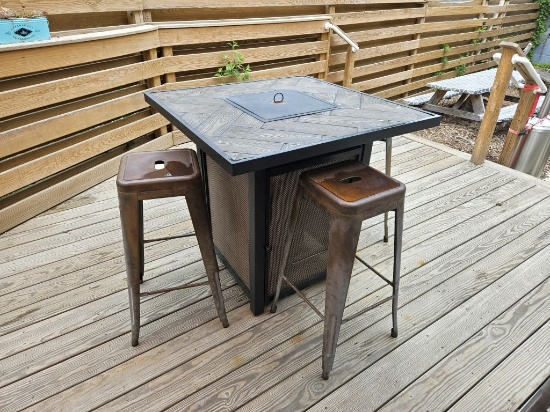 Patio Table w/Gas Fire Pit w/(4) Metal Stools (Lot)