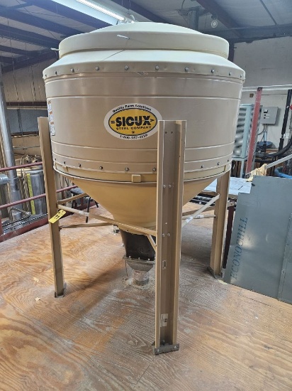 Sioux Grain Bin Hopper