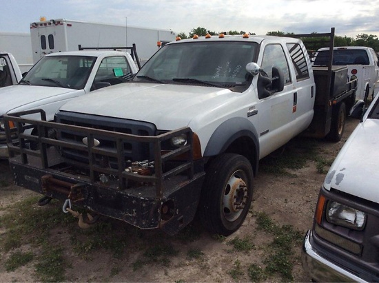 2007 Ford F450 4x4 Crew-Cab Flatbed Truck bad engine, not running, condition unknown, transfer case