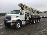 National 14127-1400H, Hydraulic Truck Crane mounted behind cab on 2007 Sterling L7500 Tri-Axle Flatb