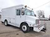 2000 International 1652 Step Van runs & drives