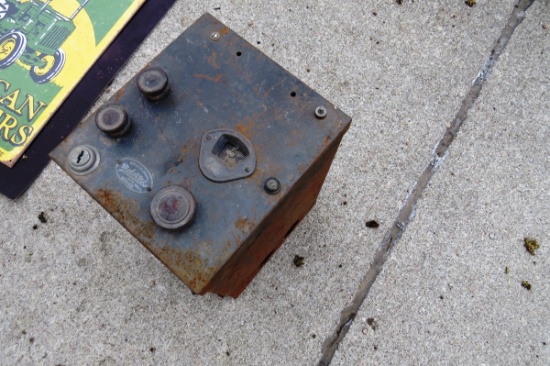 Original Welch Bros "Melotone" Autophonic Auto Radio & Original Model A Carburetor & Rebuilt Carbure