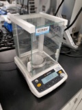 Sartorius Entris124-1S Laboratory Balance
